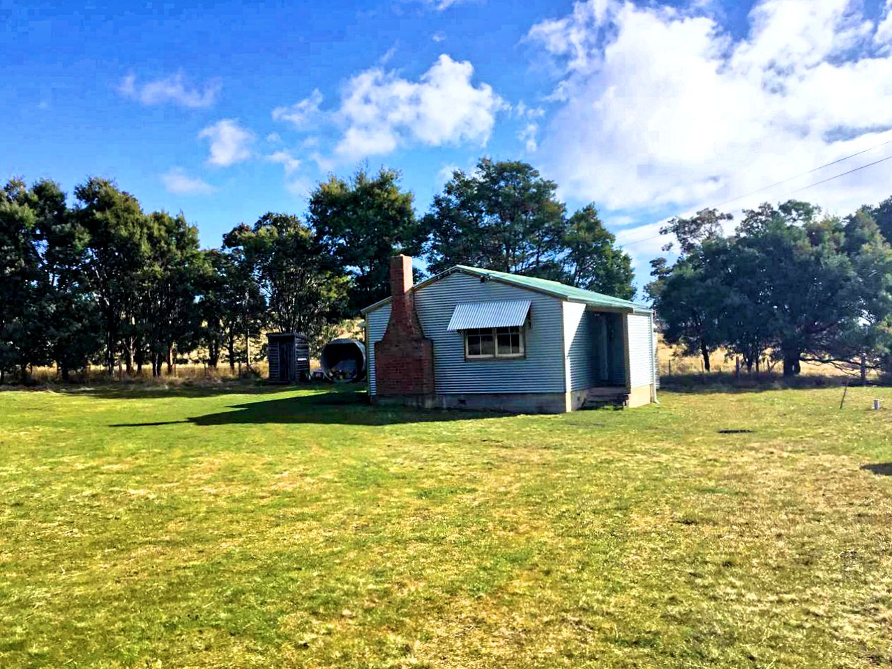 Cottages (Bothwell, Tasmania, Australia)