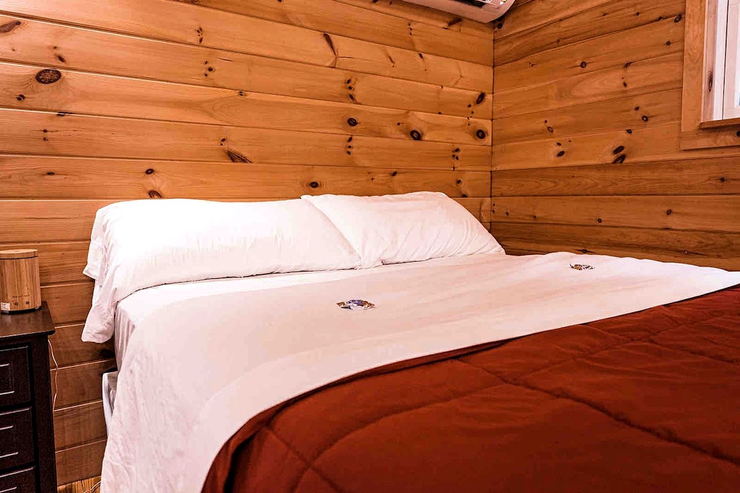 Pet-Friendly, Rustic Cottage with Access to Messalonskee Lake and Views of Belgrade Stream with Hot Tub in Maine