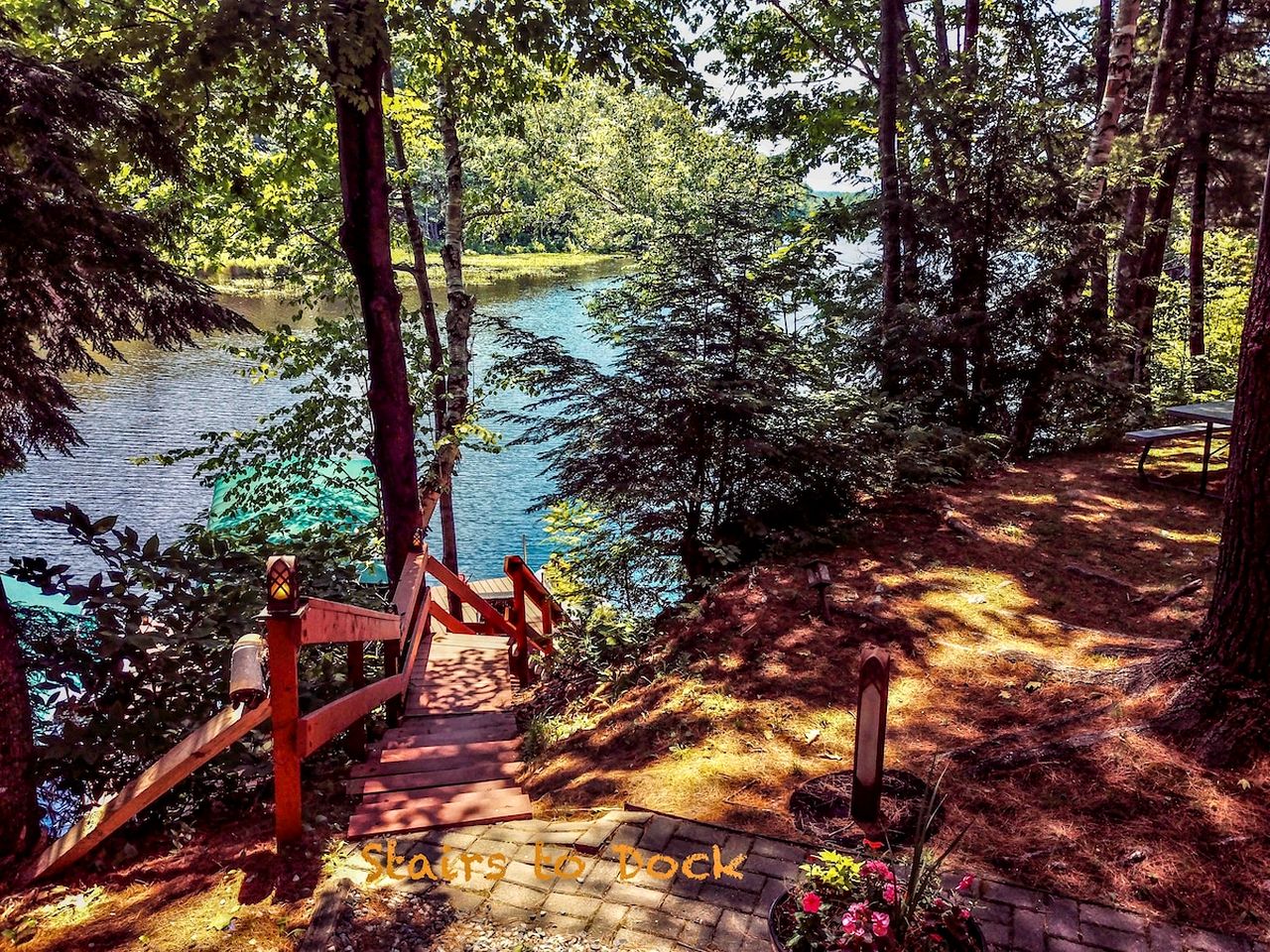 Pet-Friendly, Rustic Cottage with Access to Messalonskee Lake and Views of Belgrade Stream with Hot Tub in Maine