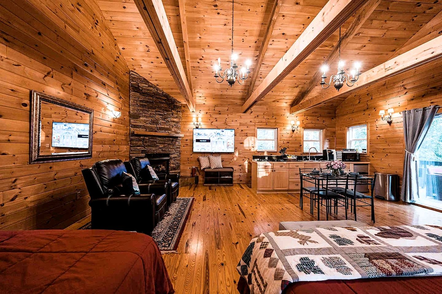 Pet-Friendly, Rustic Cottage with Access to Messalonskee Lake and Views of Belgrade Stream with Hot Tub in Maine