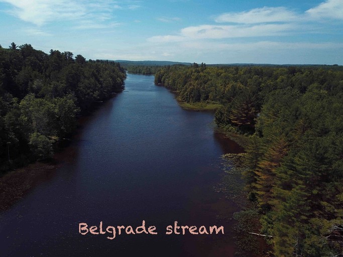 Cabins (United States of America, Belgrade, Maine)