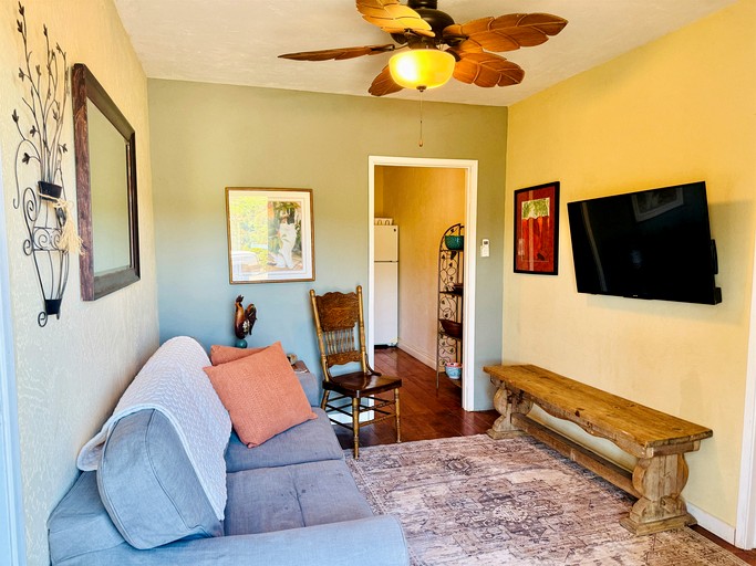 Cottages (United States of America, Fallbrook, California)