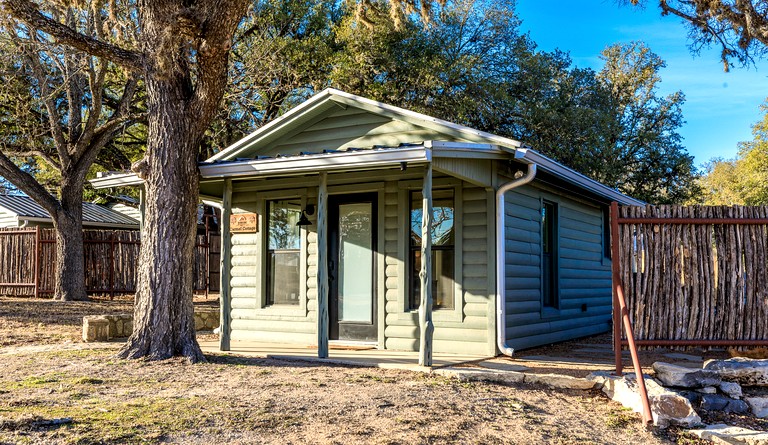 Cabins (United States of America, Ingram, Texas)