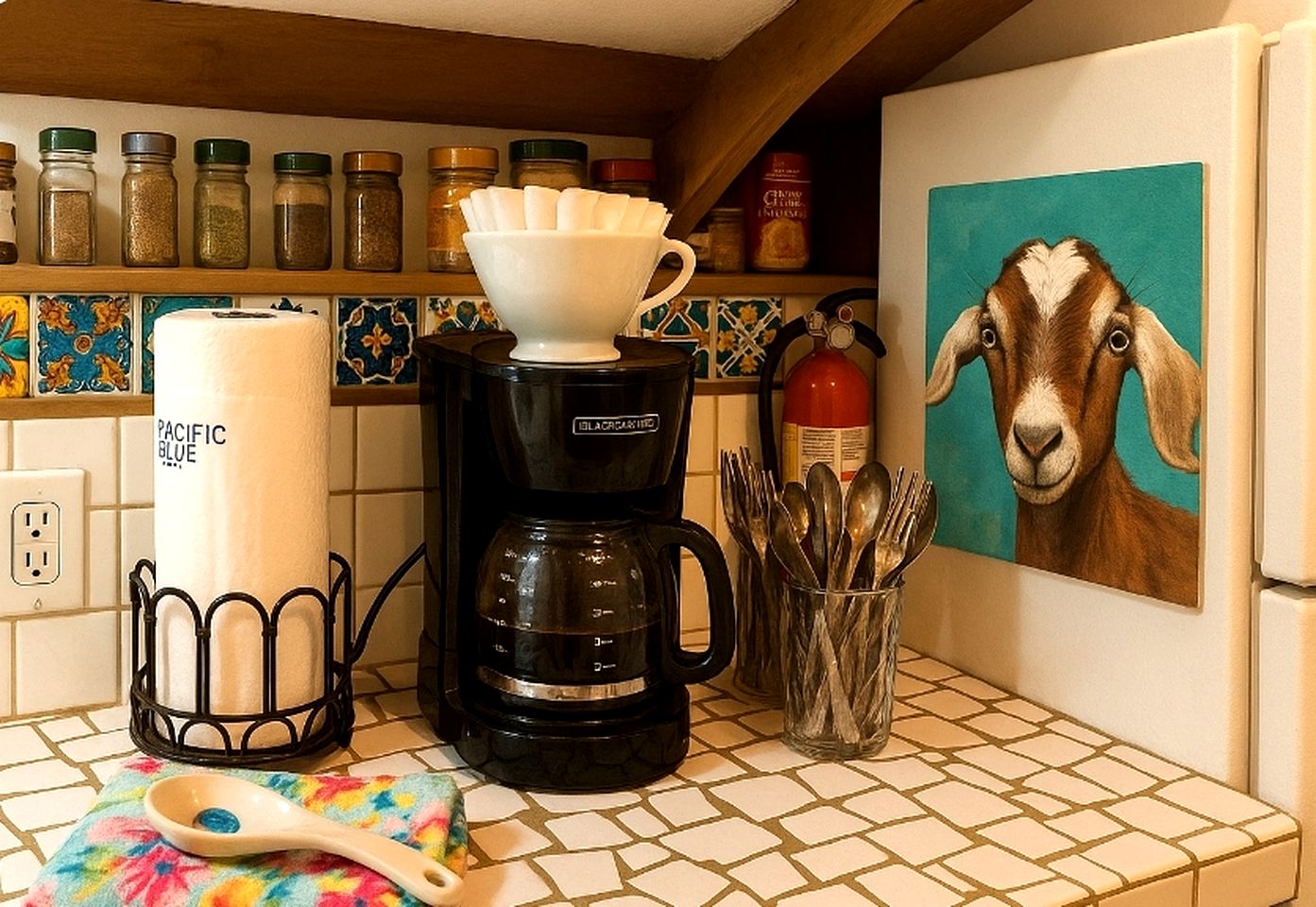 Pet Friendly Impressive Safari Tent with Hot-tub in Rainbow, California