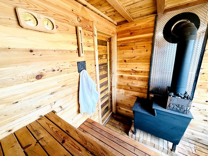 Cabins (United States of America, Stone Lake, Wisconsin)