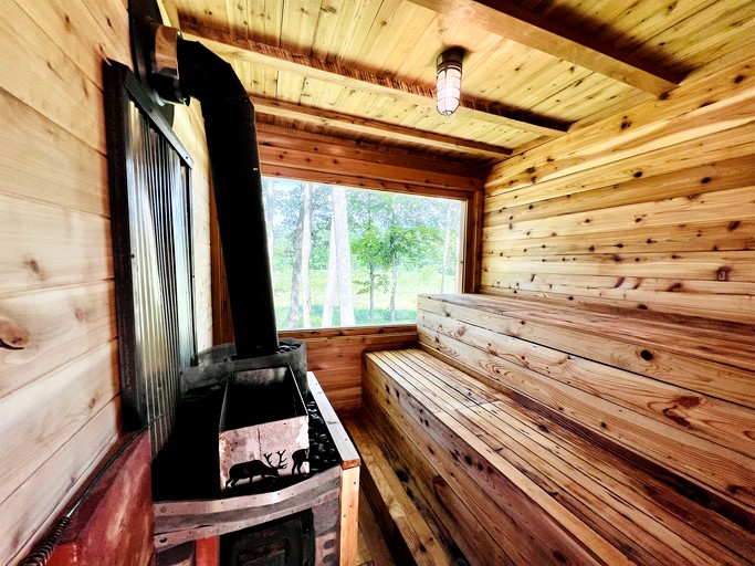 Cabins (United States of America, Stone Lake, Wisconsin)