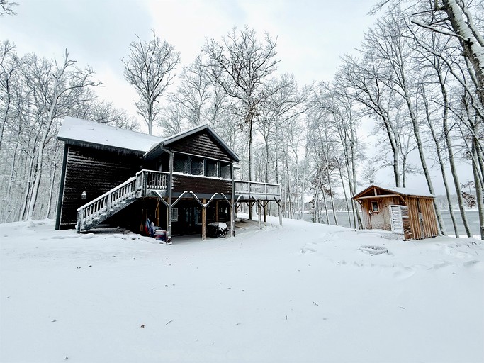 Cabins (United States of America, Stone Lake, Wisconsin)