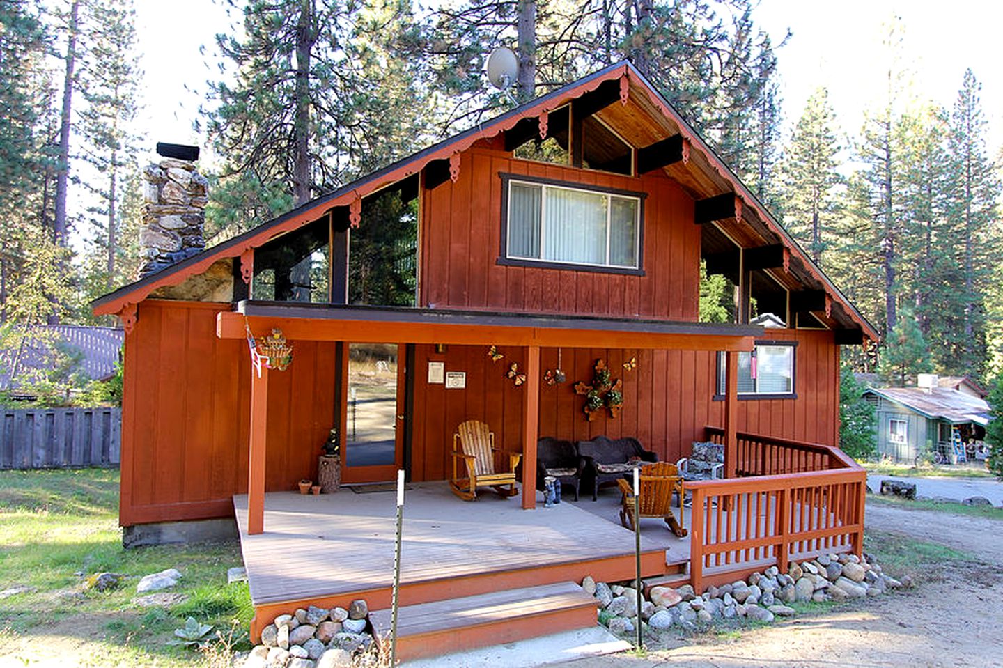 Redwoods in Yosemite (6B) Meadow View, Cabins, Wawona, United States