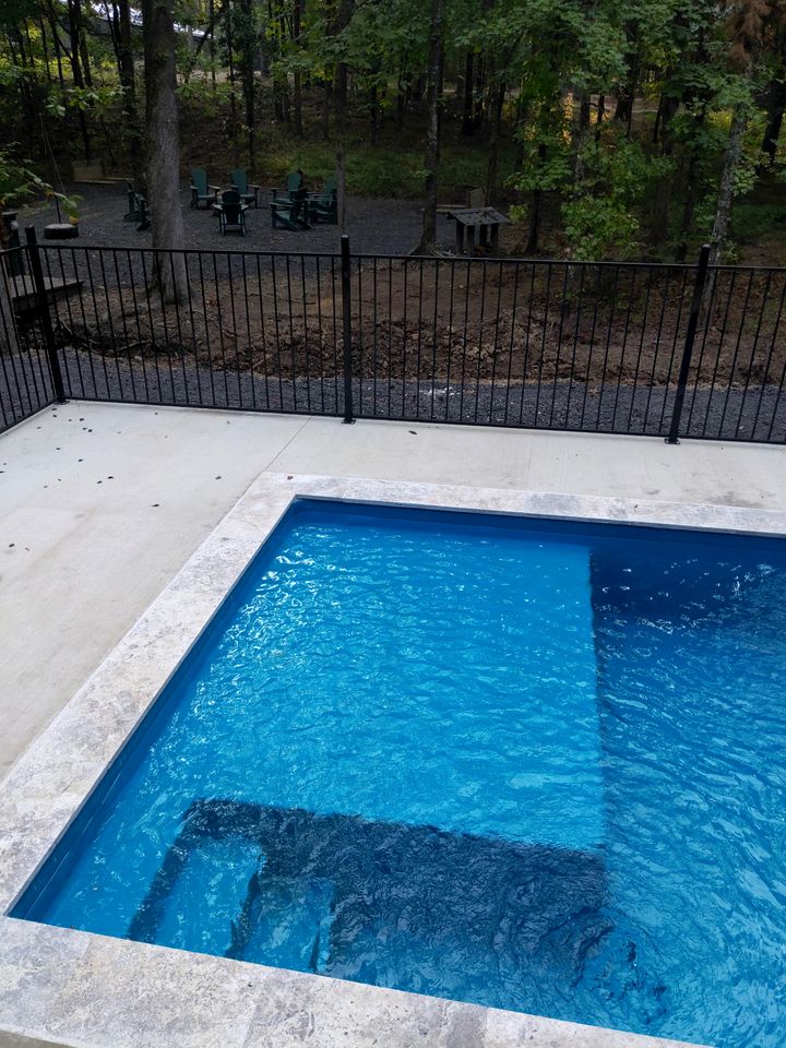 Pet Friendly Paradise in the Southern Hills of Hochatown, Oklahoma, Perfect for a Weekend Escape