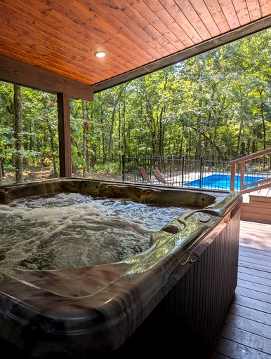 Cabins (United States of America, Broken Bow, Oklahoma)