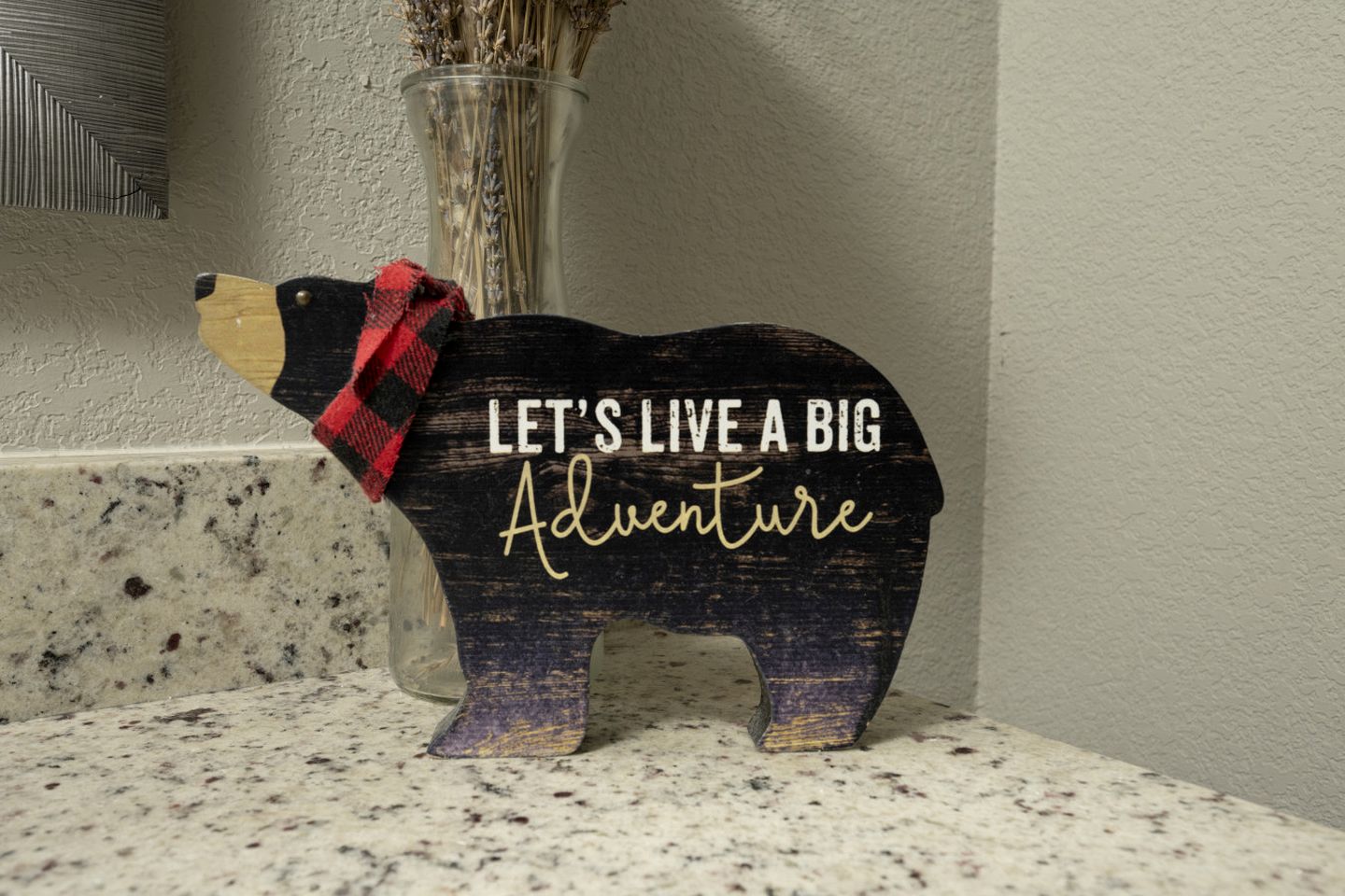 Pet Friendly Paradise in the Southern Hills of Hochatown, Oklahoma, Perfect for a Weekend Escape