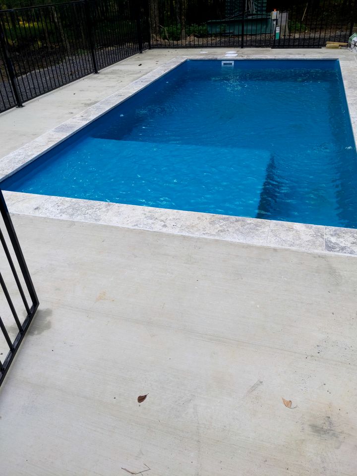 Pet Friendly Paradise in the Southern Hills of Hochatown, Oklahoma, Perfect for a Weekend Escape
