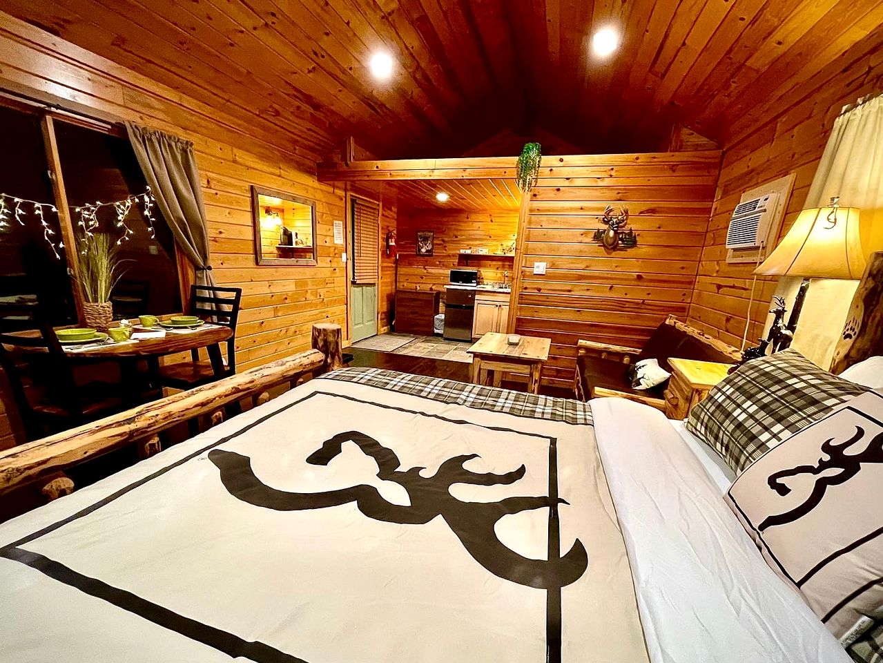 Pet-Friendly Cabin Rental for Two along River near Thompson Falls, Montana