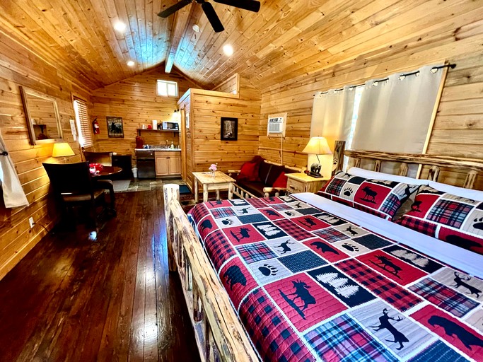 Nature Lodges (United States of America, Thompson Falls, Montana)