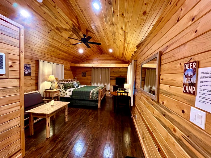 Nature Lodges (United States of America, Thompson Falls, Montana)