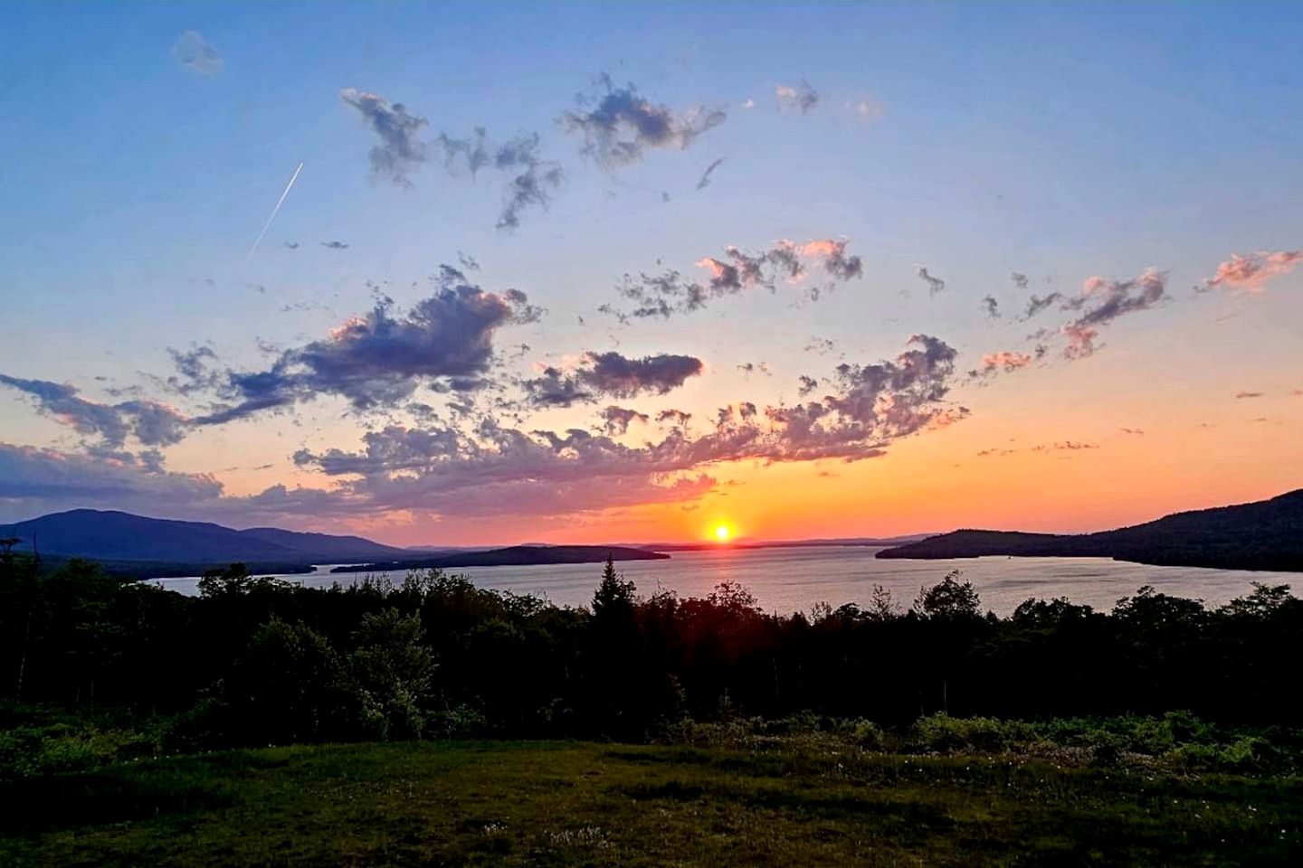 Pet-Friendly Retreat Ideal for a Tranquil Escape in Maine