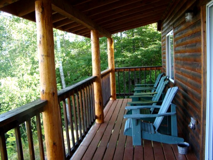 Cabins (United States of America, Greenville, Maine)