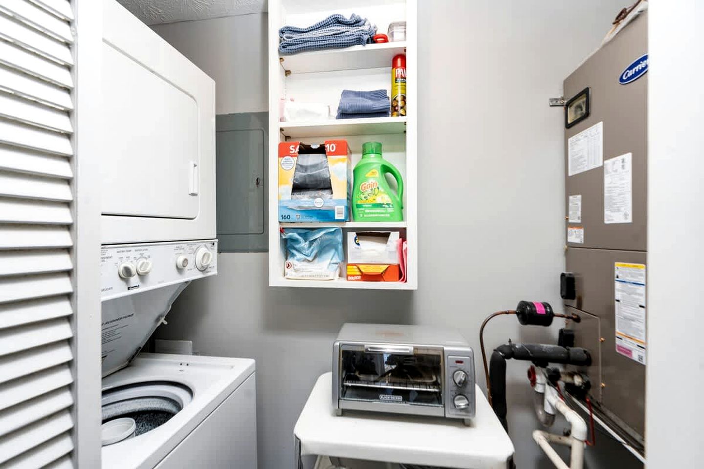 Pet-Friendly Mountain Retreat with Fireplace & Walkable Village Access Near Wintergreen Resort, Virginia