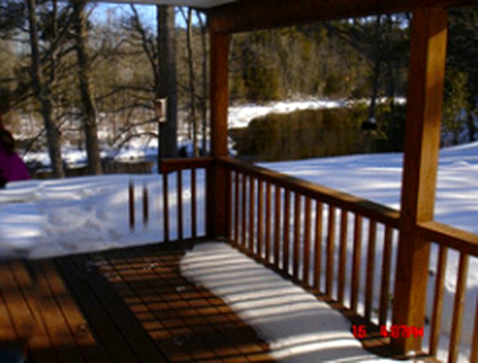 Cabins (Au Train, Michigan, United States)