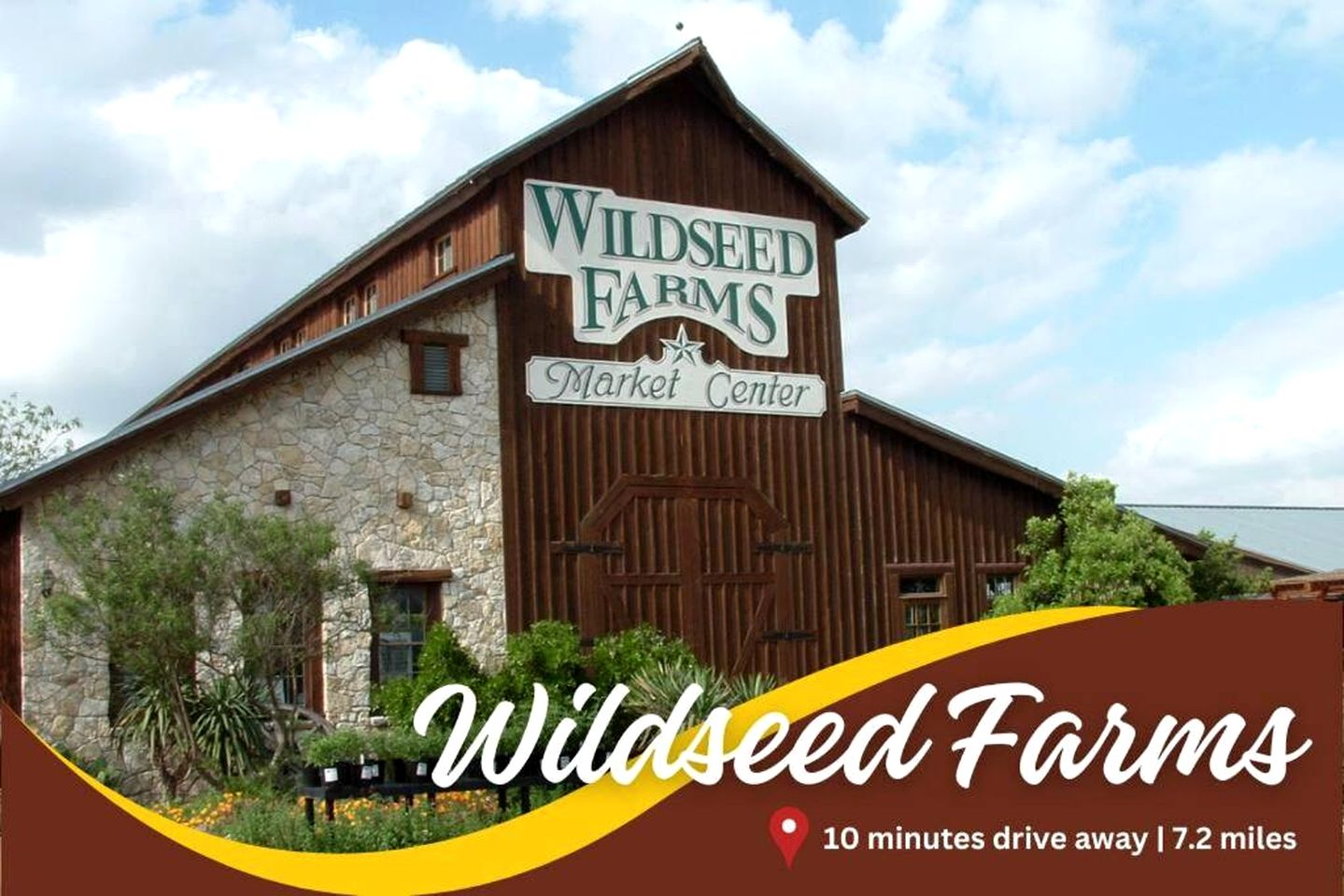 Pet Friendly, Rustic Cottage with Hot Tub and Charming Backyard, Perfect for a Weekend Escape from Austin, Texas