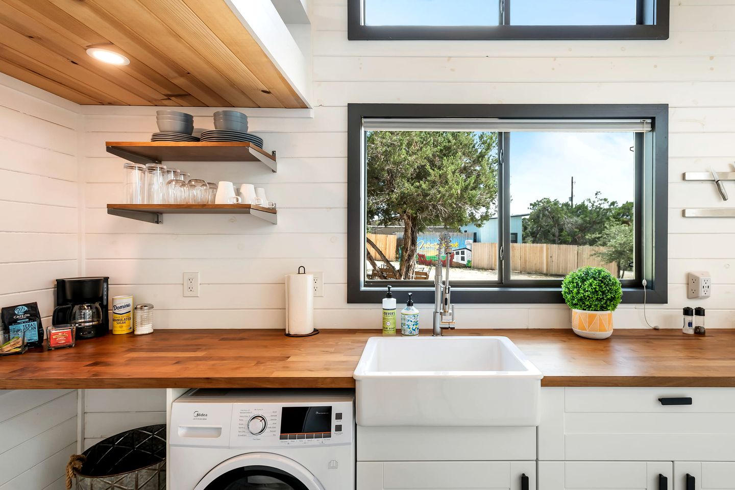 Infinity RanchPet friendly!, Tiny Houses, Dripping Springs, United