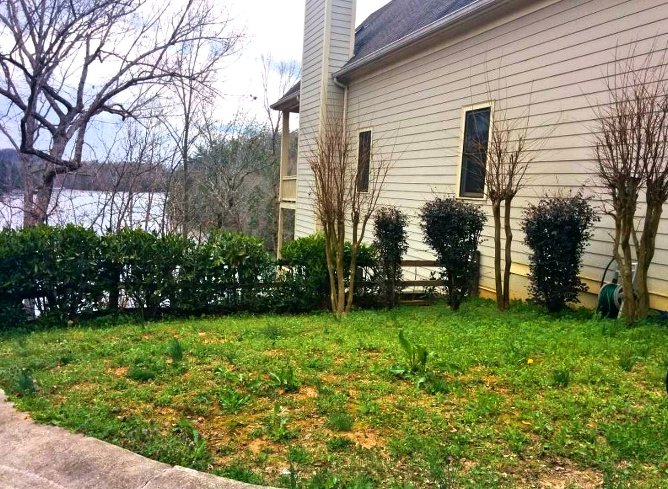 Pet-Friendly Vacation Rental on Lake Lanier in Dawsonville, Georgia