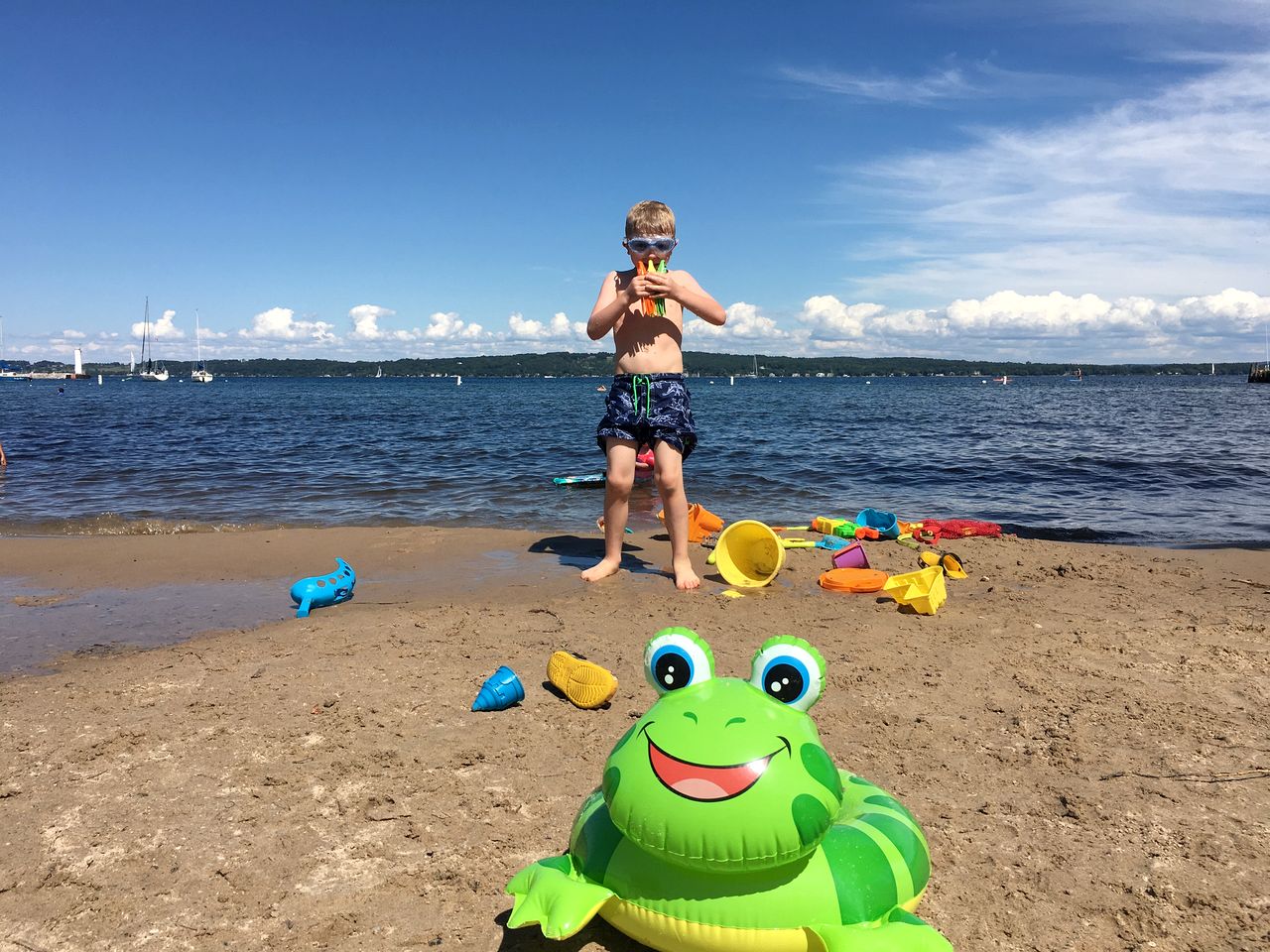 Pet-Friendly, Wonderful Waterfront Family Getaway Cabin with Private Access to Lake Mitchell & Lake Cadillac in Michigan