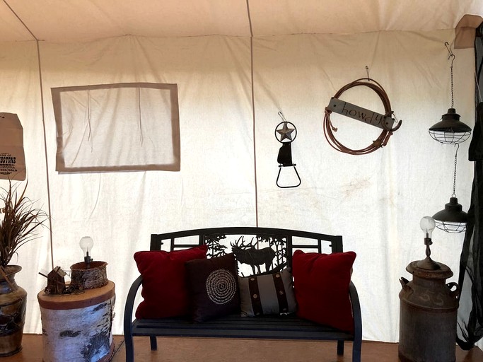Safari Tents (United States of America, Irwin, Idaho)
