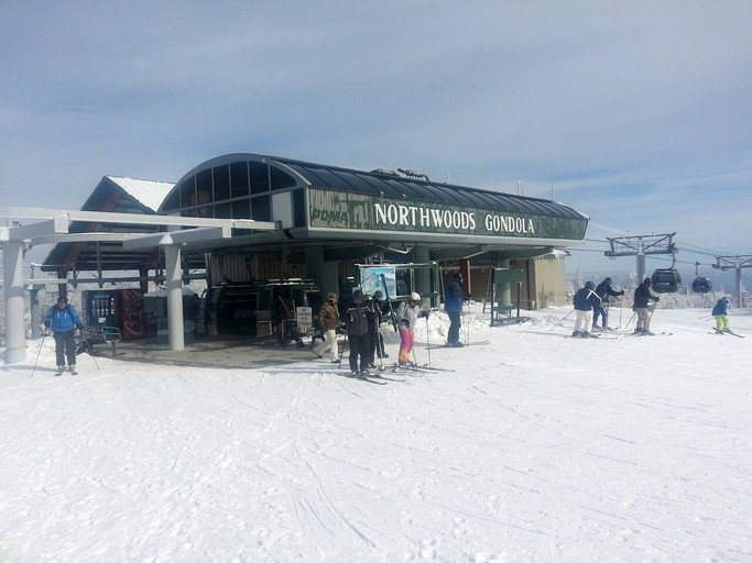 Cabins (United States of America, Blue Mountain Lake, New York)