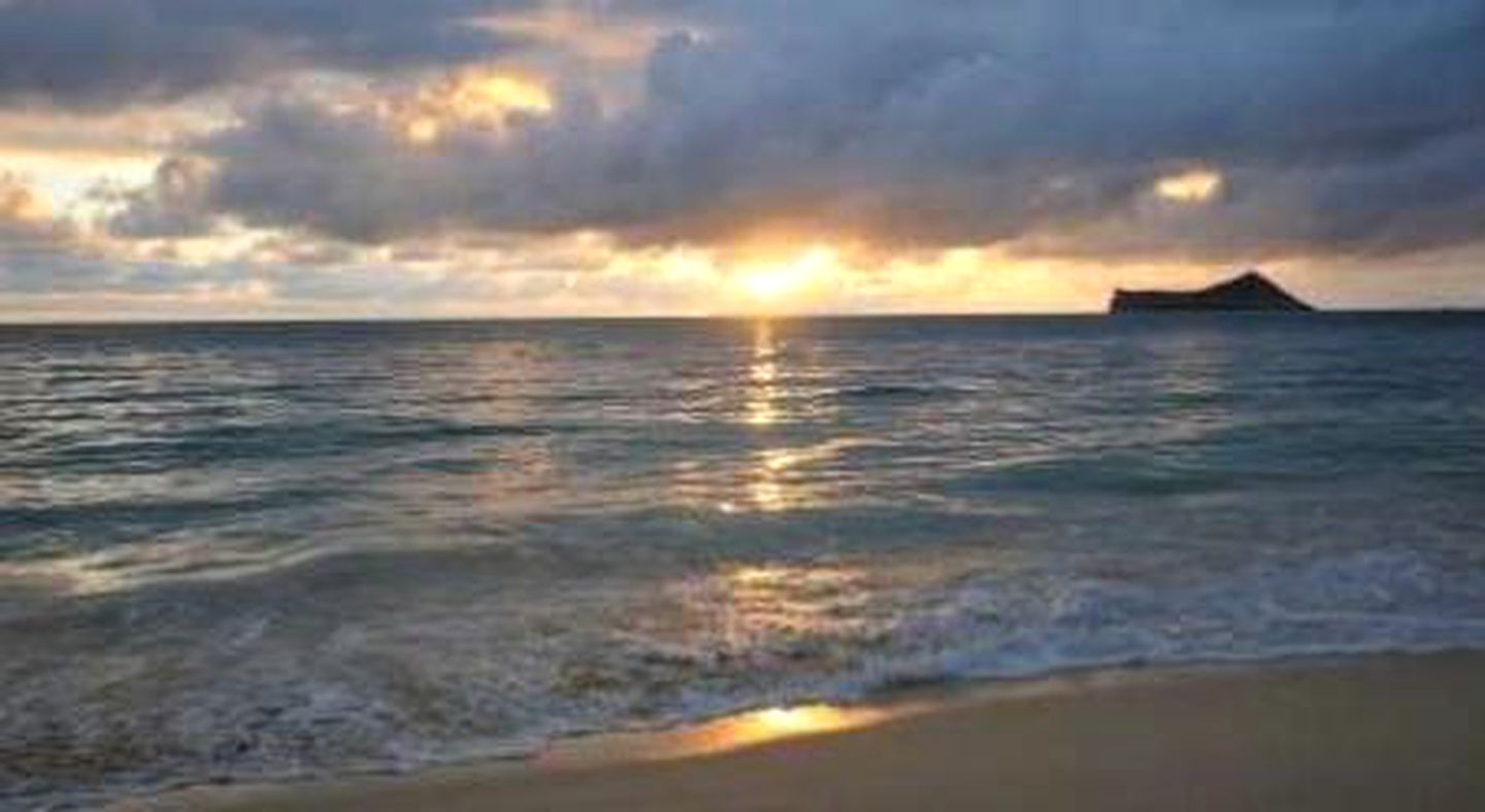Ideal Vacation Rental for Four Guests near Sherwood Beach in Oahu, Hawaii
