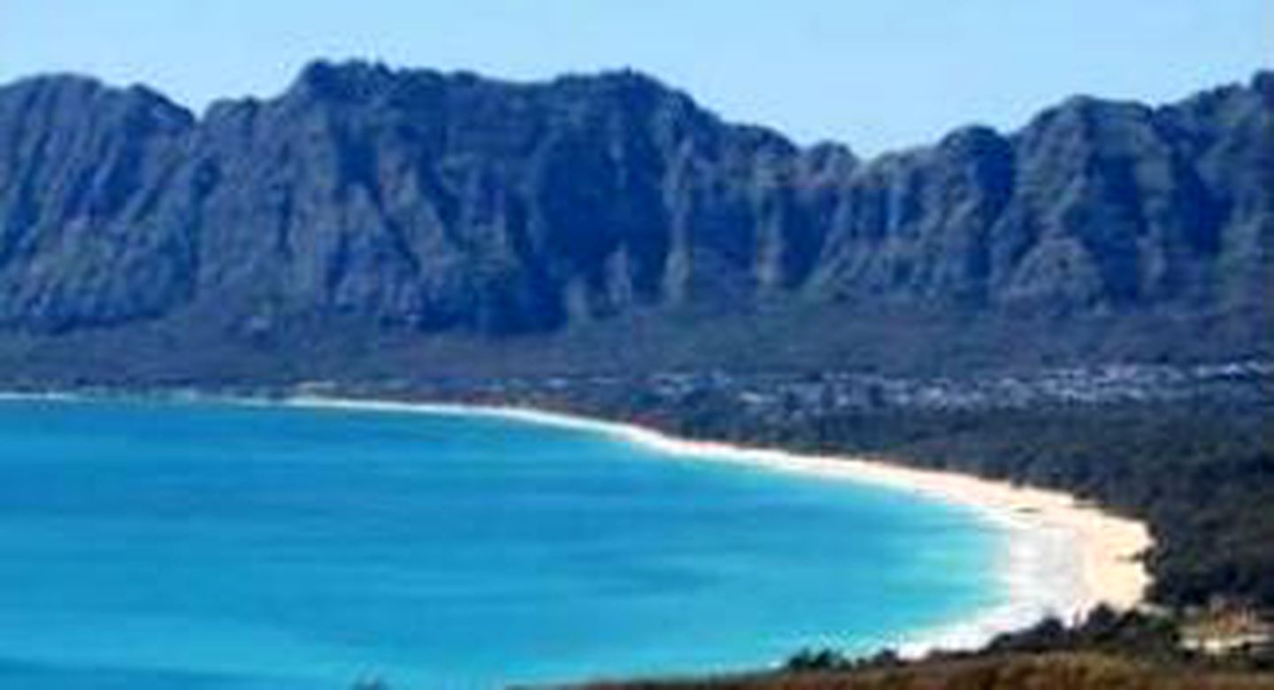 Ideal Vacation Rental for Four Guests near Sherwood Beach in Oahu, Hawaii