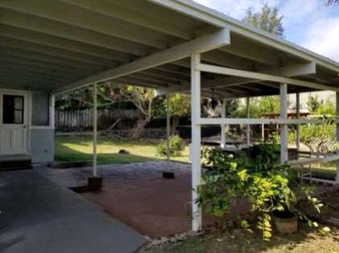 Spacious Vacation Rental near Stunning Waimanalo Beach in Oahu, Hawaii