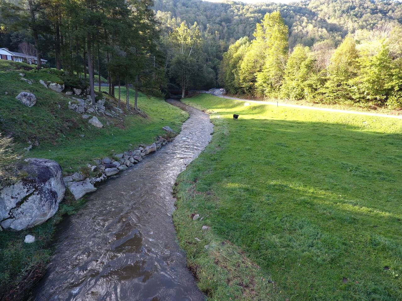 Romantic Farm-Stay Cabin with Petting Zoo & Hot Tub near Boone, NC