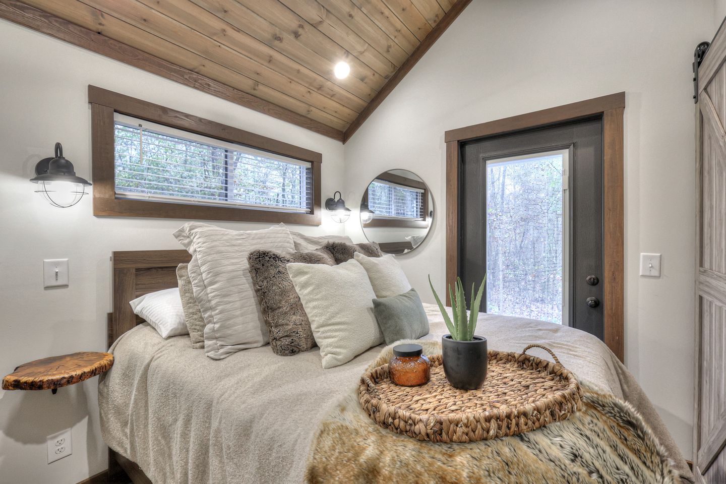 Phenomenal Cabin with Great Outdoors in Tennessee