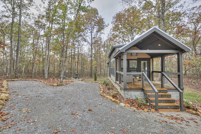 Cabins (United States of America, Monteagle, Tennessee)