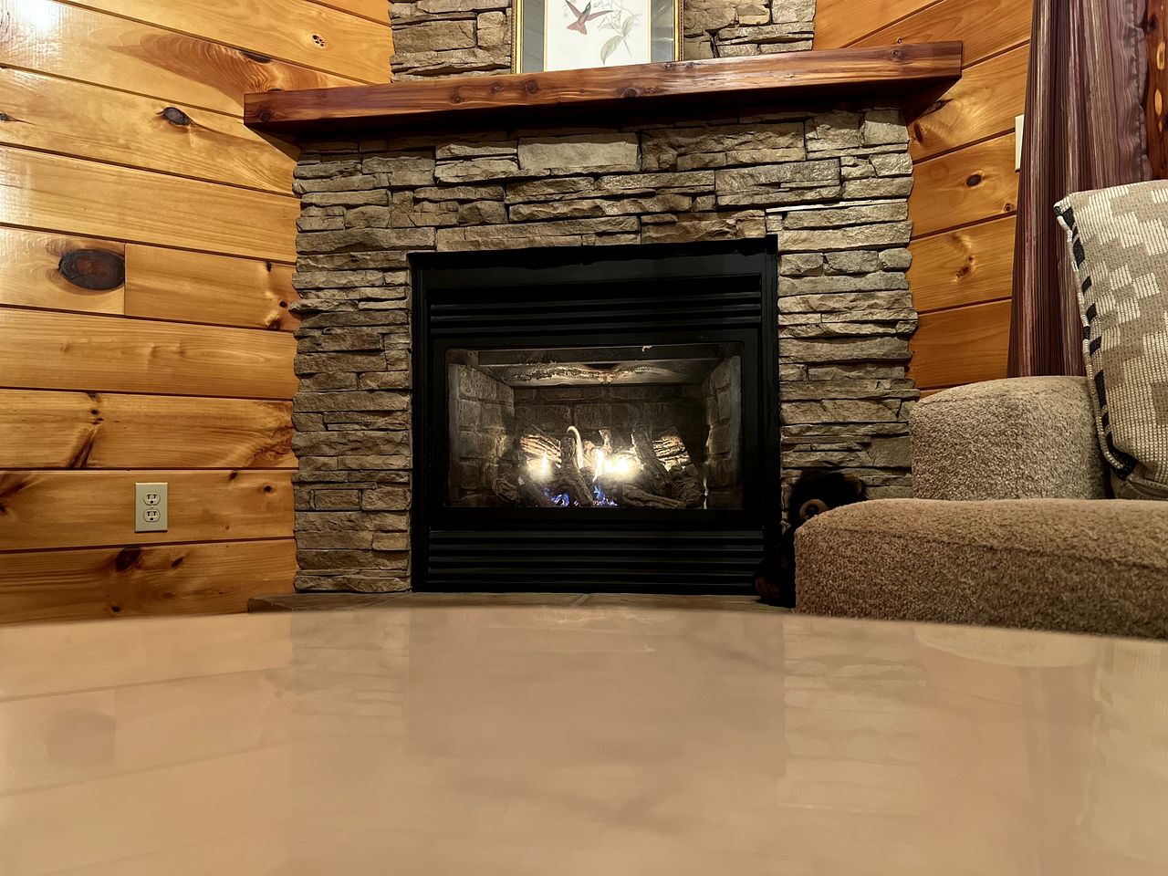 Phenomenal Cabin with Lofted Space and Views in Arkansas