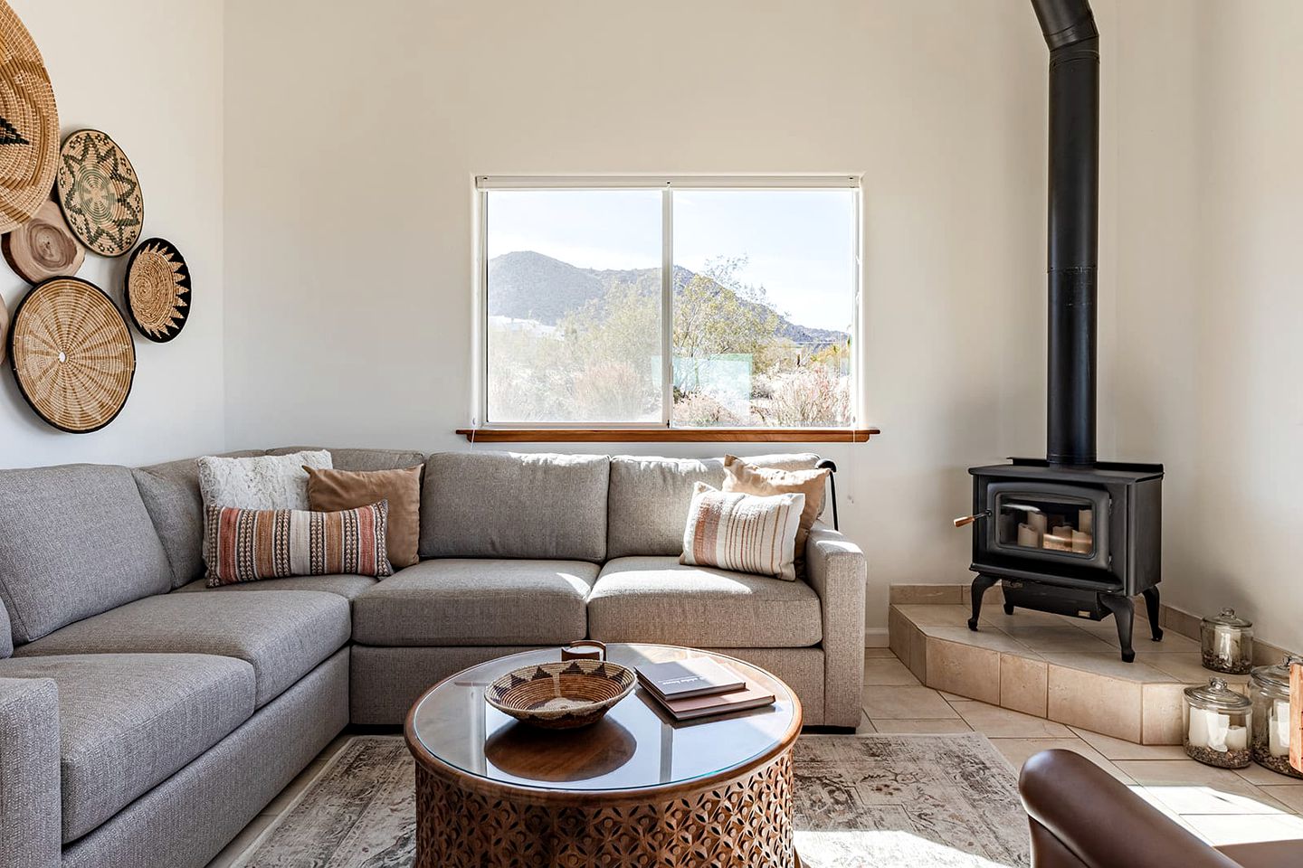 Incredible Vacation Rental with Pickleball Court and Hot-tub in Joshua Tree, California