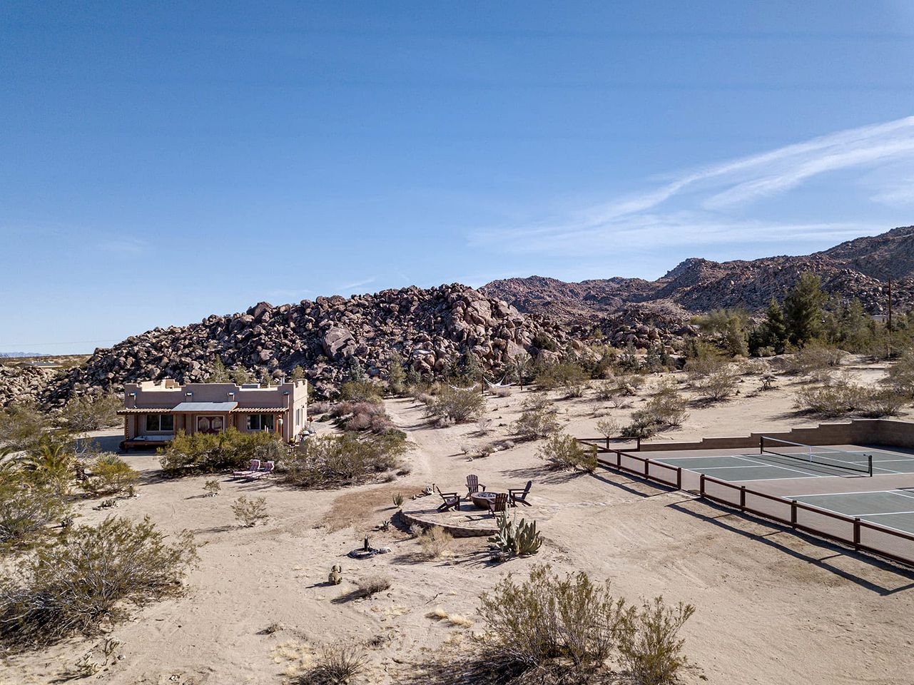 Incredible Vacation Rental with Pickleball Court and Hot-tub in Joshua Tree, California