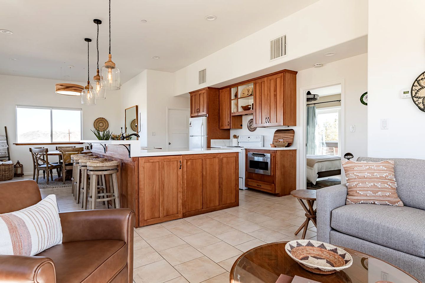 Incredible Vacation Rental with Pickleball Court and Hot-tub in Joshua Tree, California