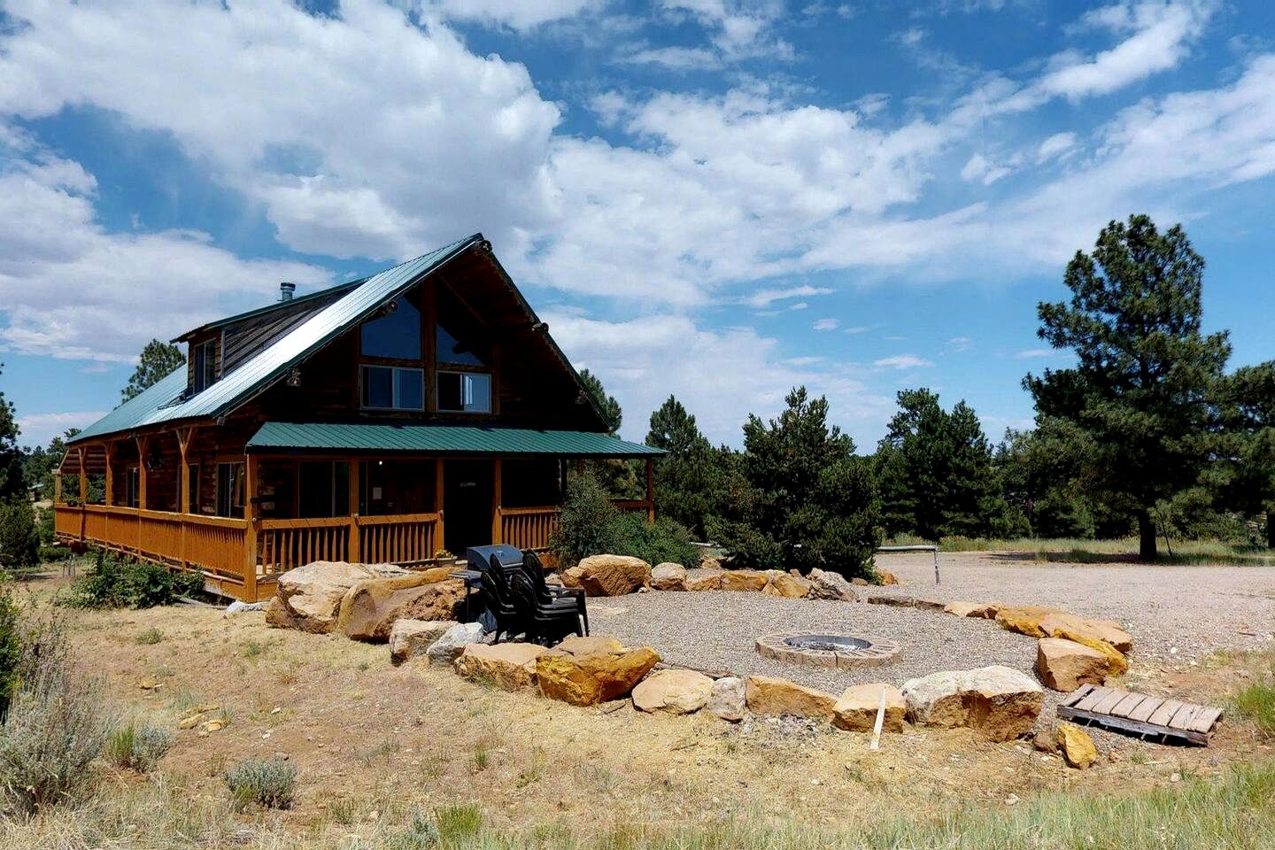 Picturesque Cabin with Barbecue and Fire Pit in Monticello, Utah