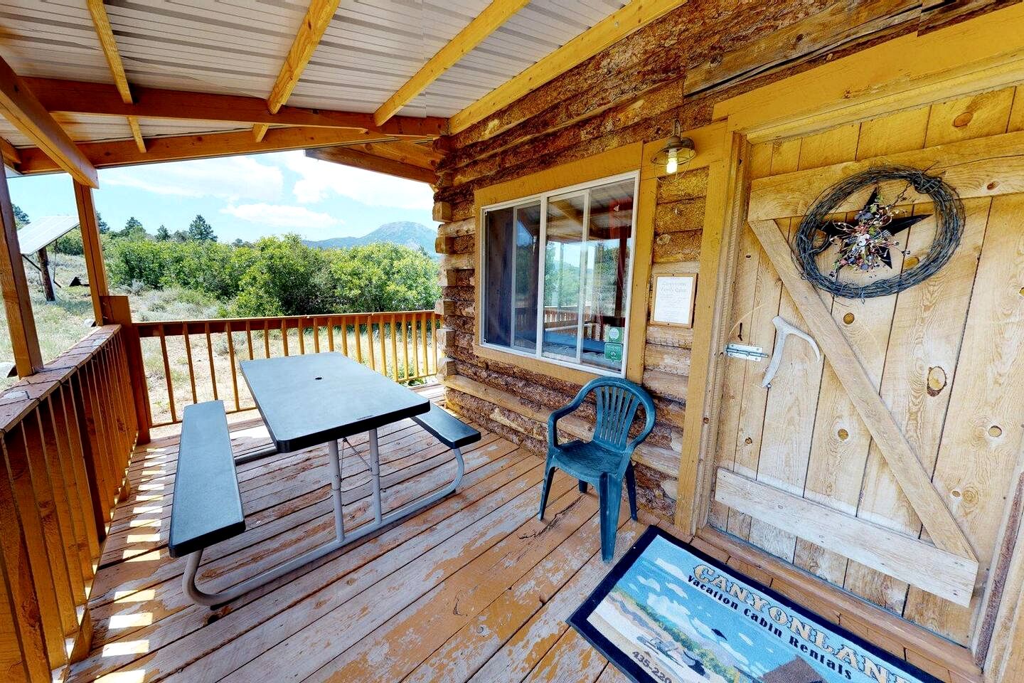 Picturesque Cabin with Barbecue and Fire Pit in Monticello, Utah