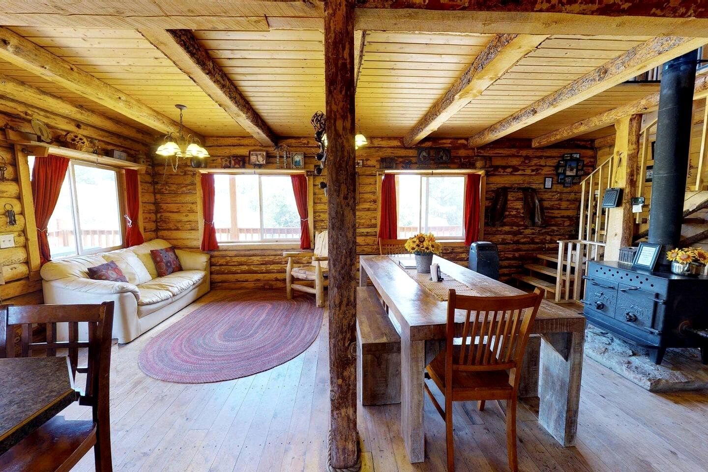 Picturesque Cabin with Barbecue and Fire Pit in Monticello, Utah