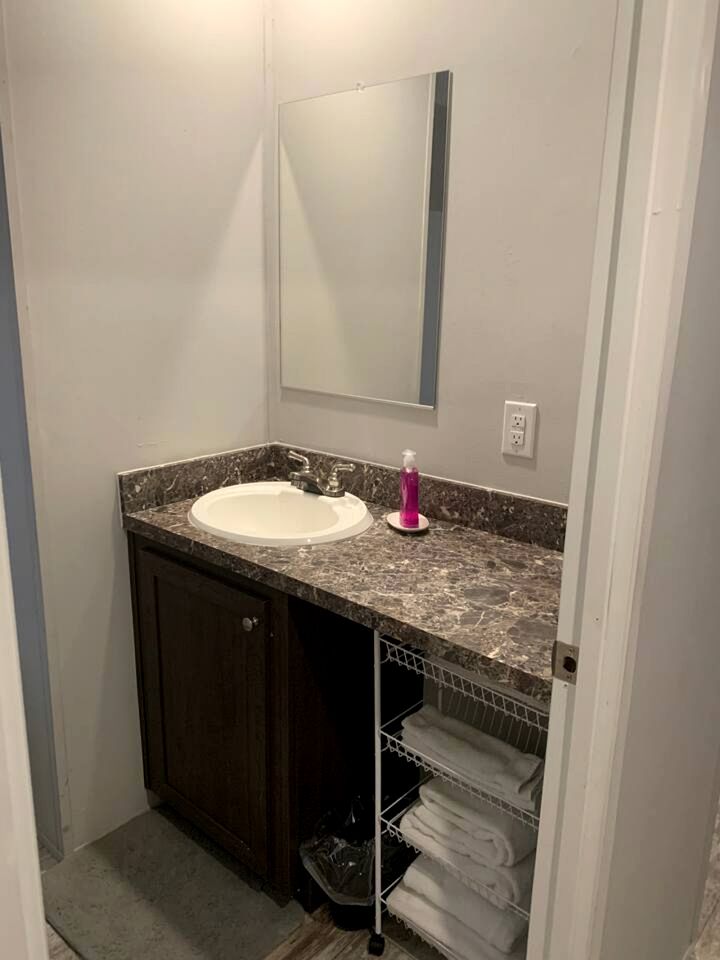 Picturesque Cottage with Fire Pit in Dunnellon, Florida