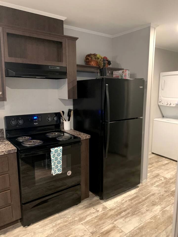 Picturesque Cottage with Fire Pit in Dunnellon, Florida