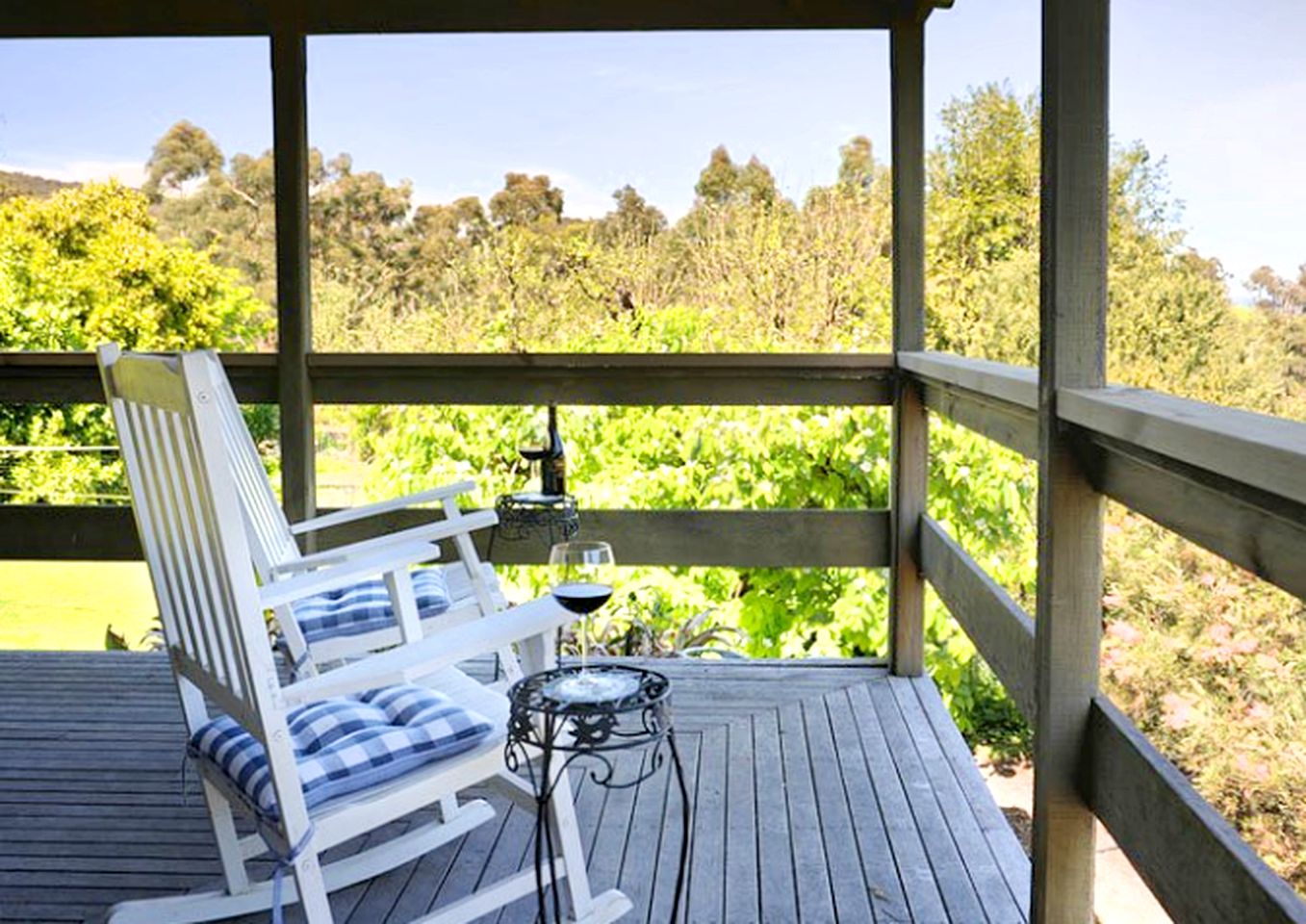 Picturesque Cottage Rental in the Countryside near Badger Creek, Victoria