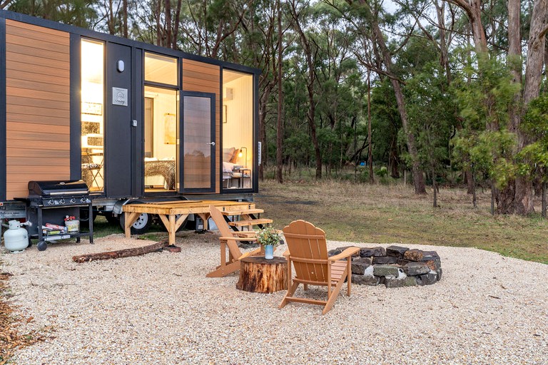 Tiny Houses (Australia, Ashbourne, Victoria)