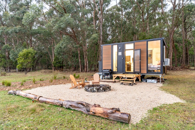 Tiny Houses (Australia, Ashbourne, Victoria)