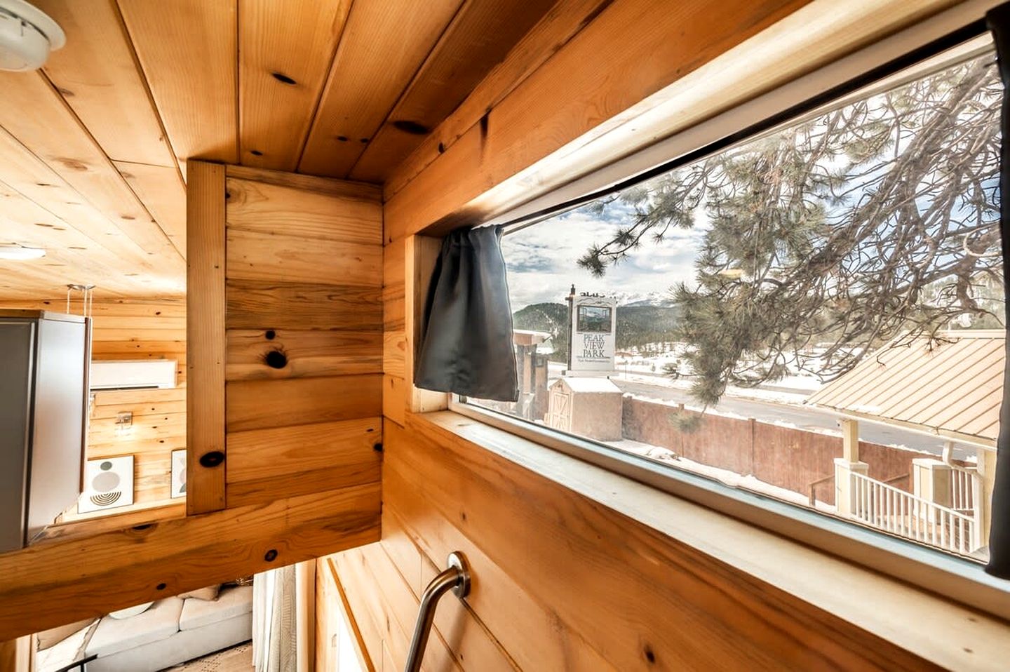 Rustic Tiny Home near Garden of the Gods, Perfect for a Weekend Getaway from Colorado Springs