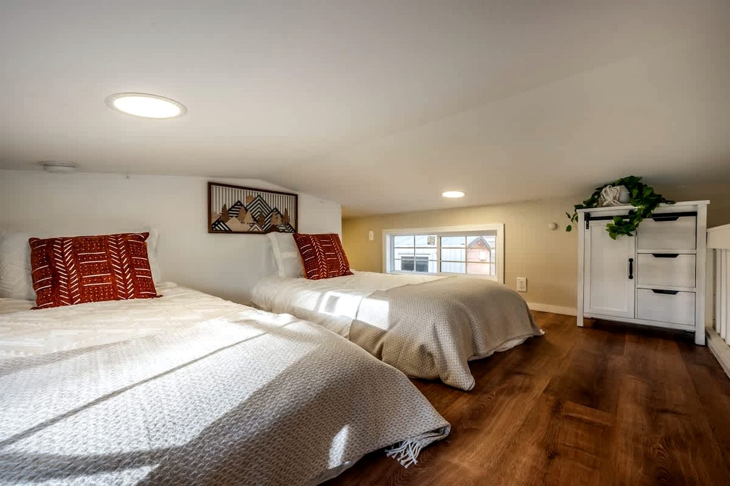 Quaint Tiny House in Woodland Park, Colorado near Garden of the Gods