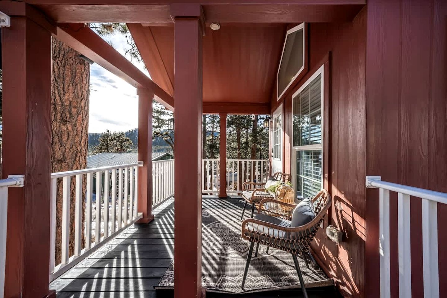 Quaint Tiny House in Woodland Park, Colorado near Garden of the Gods